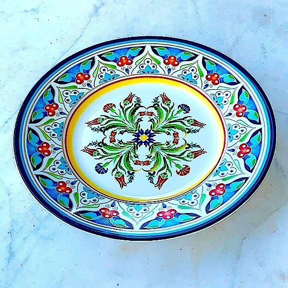 222 FIFTH TUNISIA SALAD PLATE NEW 8 3/8TH INCH ROUND FLORAL BLUE RED YELLOW - Picture 3 of 6